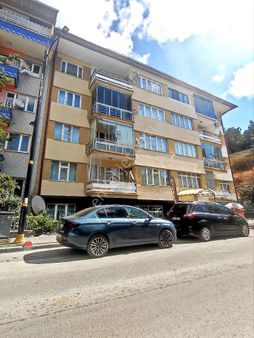 Karahan Emlak'tan Çarşı İçinde Kiralık Daire*2.kat*100 M²*2+1