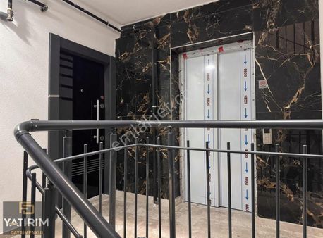 Bağlabaşı Merkez'de Asansörlü 2+1 95m2 En Üst Kat Daire