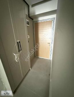 Çarşıda Merkezi Konumda Kapalı Mutfak 2+1