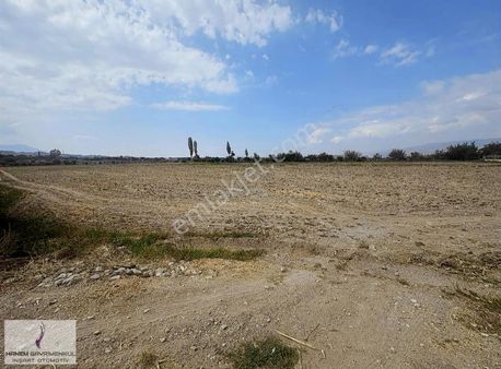 Akhan Kale De 4*4 Lük Tarla