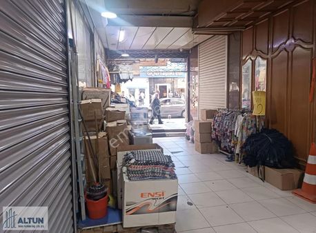 27 Mayıs Çumhuriyet Mahallesi Efendi Ağaçarşısı Satılık Dükkan