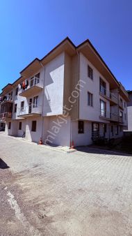 Düzce Fevzi Çakmak Mahallesinde Adliye Yolu Üzerinde Satılık 3+1 Geniş Daire!