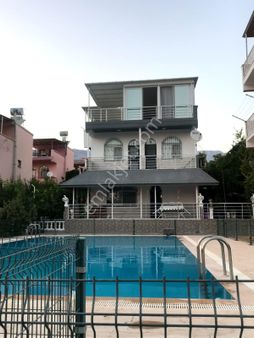 Mersin Yeşilovacıkta Satılık 5+1 V