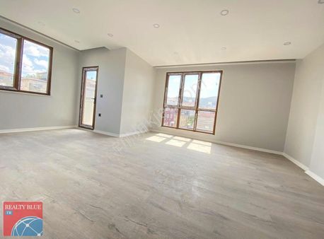 Sultanbeyli Merkez Satılık 3 +2 Dublex Daire