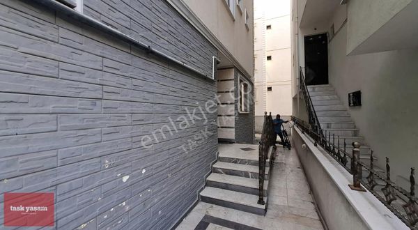 Tuzla Şifa Mah.güzel Konum Kullanışlı 3+1 Kiralık Daire