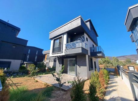 İzmir Seferihisar Doğanbey De Satılık 2+1 Müstakil Villa