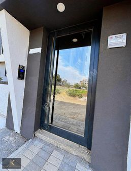 Bahçeyaka'da Katta Ferah Kaliteli Ve Geniş 3+1 Sıfır Daire