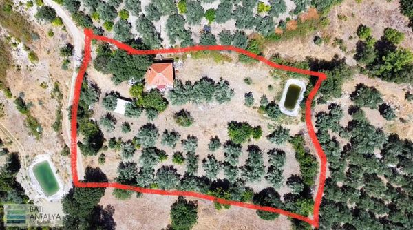 Evi İle Birlikte Hazır Kurulu Düzen Çiftlik Sizi Bekliyor