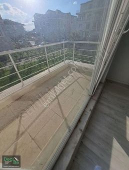 Deallife'dan Site Ebeveyn Banyolu İçi 3+1 Bahçe Dubleks