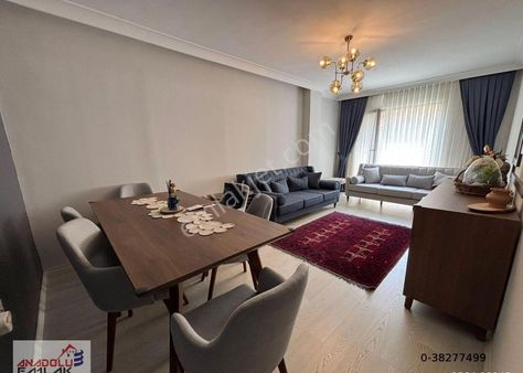 Osman Tan Caddesinde Yeni Binada 3+1 Katta Asansörlü Kapalı Otoparklı