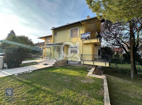 Bağbaşı Zümrüt Mah. Yeşil Zümrüt Sitesi'nde Satılık Villa