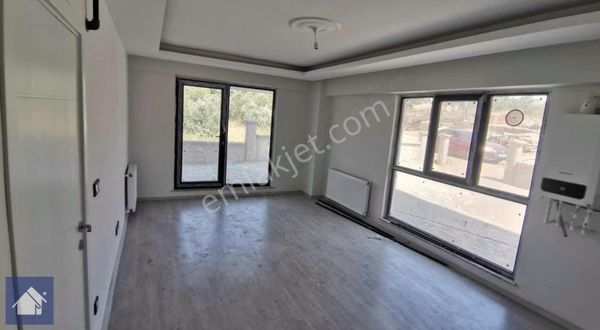 *yiğit Emlak Armutlu'dan*denize Çok Yakın*sıfır*2+1*