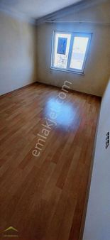 Teomanpaşa Mahallesinde Köşe Konumda Çatı Katı