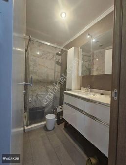 Cennet Koru Evlerinde Satılık Köşe 3+1 Göl Manzaralı