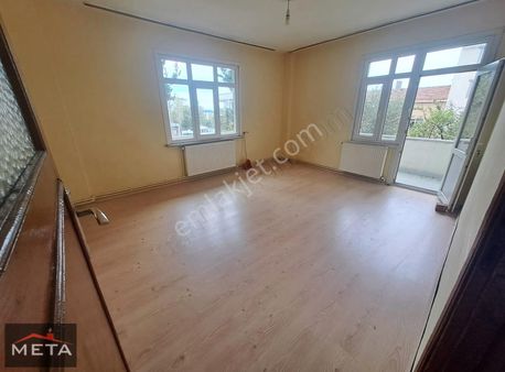 Pendik Kavakpınar Arakat Konforlu 3+1 Kiralık Daire