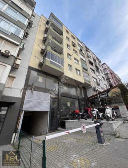 Akalın'dan 150m2 Otoparklı Asasnörlü Hastahane Karşısı Yeni Bina