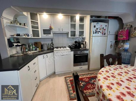 Akalın'dan İnönü Cad 2+1 Asansörlü Otoparklı Ön Cephe Metro Yanı