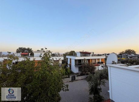 *ersan Özdemir İnşaattan Avcılar Fener Mah.'de 3+1 Kiralık Villa