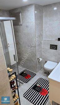 Durugöl Pera Loft Sitesinde 3+1 Kiralık Bahçe Katı Loft Daire