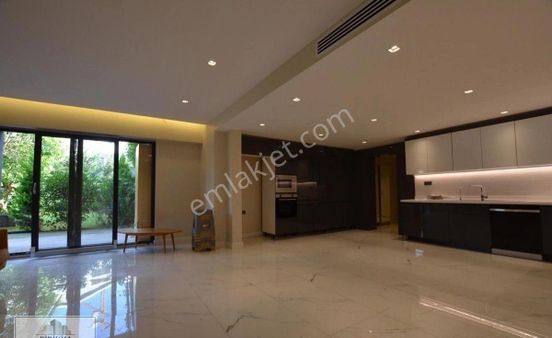 Tarabya Vadi Konakları'nda 5 + 1 Büyük Bahçeli Kupon Dubleks