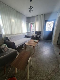 İzmir Konak Zafertepe Mahallesi Satılık 170 M2 Bahçeli Müstakil Ev