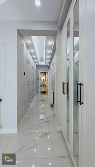 Çiftlik Caddesinde Fuul Yapılı 3+1