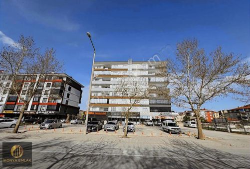 Karatay Fetih Caddesi 3+1 Geniş Daire Tramvay Yürüme Mesafesinde