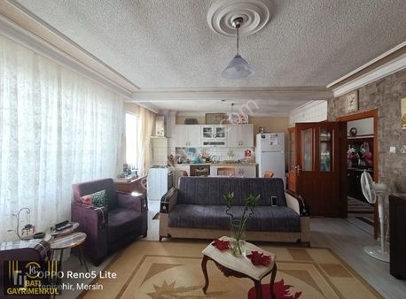 Batı Gayrimenkulden Merkezi Konumda Pirireiste Satılık 3+1 Daire