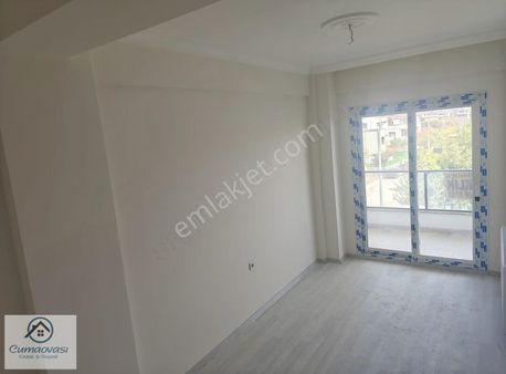 Cumaovası Emlak'tan Satılık Mithatpaşa Mahallesinde 2+1 Daire