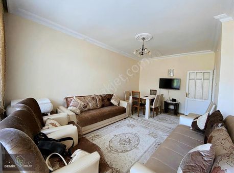 Emeksiz Mahallesinde 2. Kat 3+1 Geniş Daire