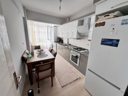 Umut Emlak'tan Şirinevler Mahallesi'nde Satılık