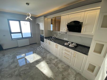 Bu Fırsat Kaçmaz!!! Ty'den Fevzi Çakmak Mh Ara Katta Yeni Binada 3+1 Daireler