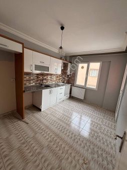 Turgutlu Eymen Emlak'tan Albayrak Mh. 3+1 Arakat Doğalgazlı Satılık Daire