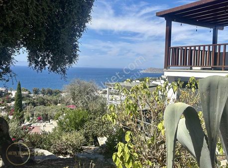 Gümüşlük Yalıkavak Özel Plajlı Sitede Eşsiz Manzaralı Villa