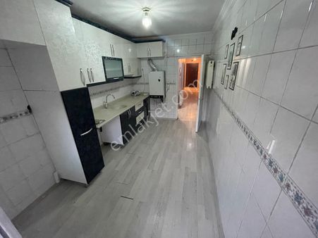 Selçuklu Mah.den 3+1 Bağımsız Ara Kat Çift Balkonlu Daire