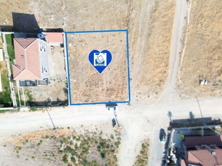 Turyap'tan Foça Bağarası'nda Mükemmel Konumda Satılık Arsa