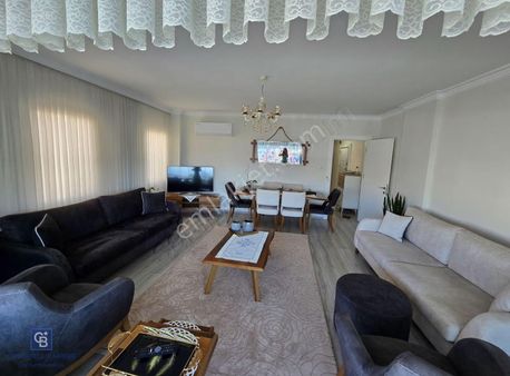 Çeşme Marina Da Ada Manzaralı Satılık 3+1 Daire