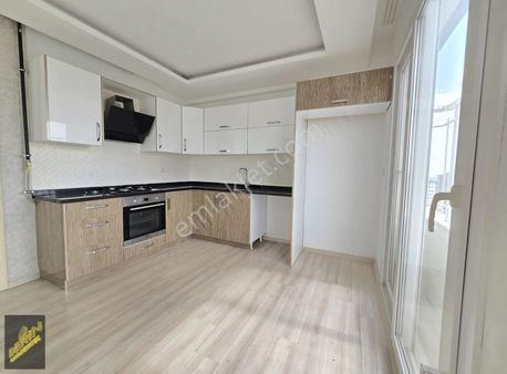 Bulvar Üzeri İskanlı Merkezi Konumda Satılık 3+1 Daire Fırsatı