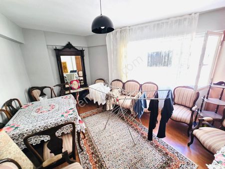 Hastahane Yaknı Cd. Üzeri Arakat 2+1