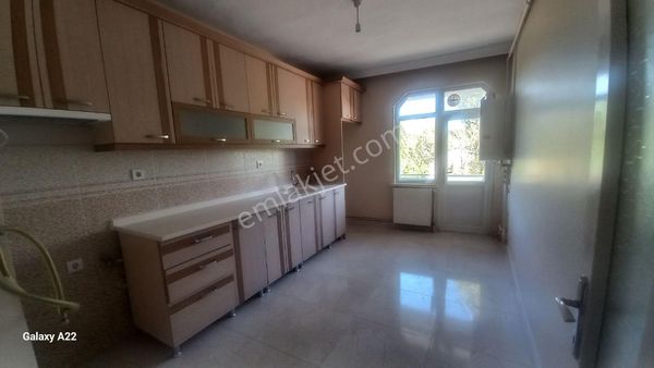 Cumhuriyet Mahallesi 3+1 Kiralık Daire