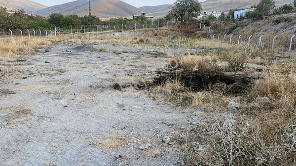 Mahalle Merkezinde Süper Arsa