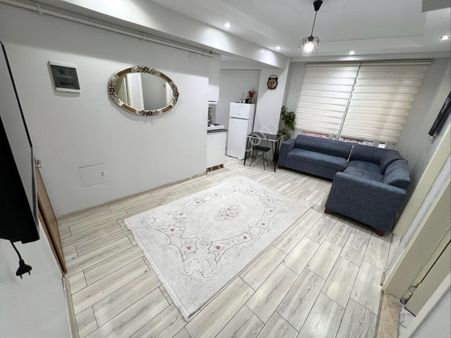 Kayalık Cadde Yakını 6yılık Geniş 1+1 Yerden Isıtmalı Apart