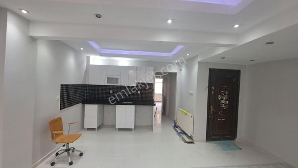 Fatih Kocamustafapaşa Satılık Ful Yapılı Bahçe Katı