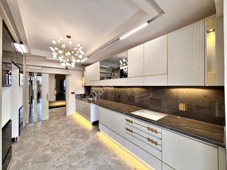 Alpaslan 1'de Fıstıklık Karşısı Emsalsiz Projede Ultralüx 3,5+1