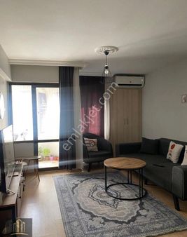 Alsancak'da Eşyalı 1+1 Satılık Daire