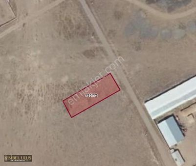 Kaçırılmayacak Fırsat! Sarayönü Yenicekaya Satılık 670 M² Arsa.