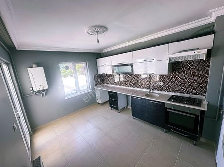 Cihandan Dedekorkut İlkokulu Yakını 4+1 1.katta Masrafsız Daire