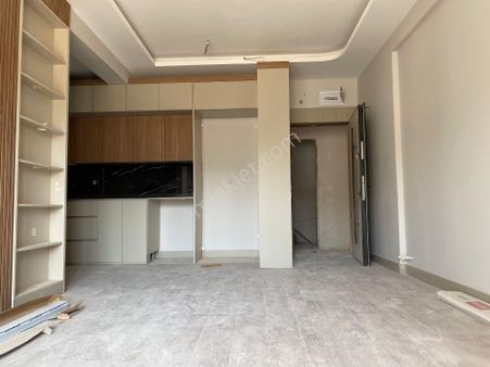 Ra Gayrimenkul Üniversitesi Civarı Satılık Ferah Daire