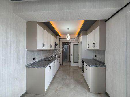 Yıldız'dan Mükemmel Lokasyon Göz Alıcı Ara Kat 3+1 !!!!