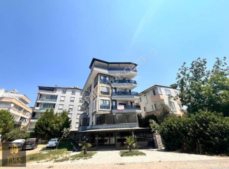 Sadece Parstan Çay Manzaralı Muhteşem Kaçmaz 3+1 Satılık Daire